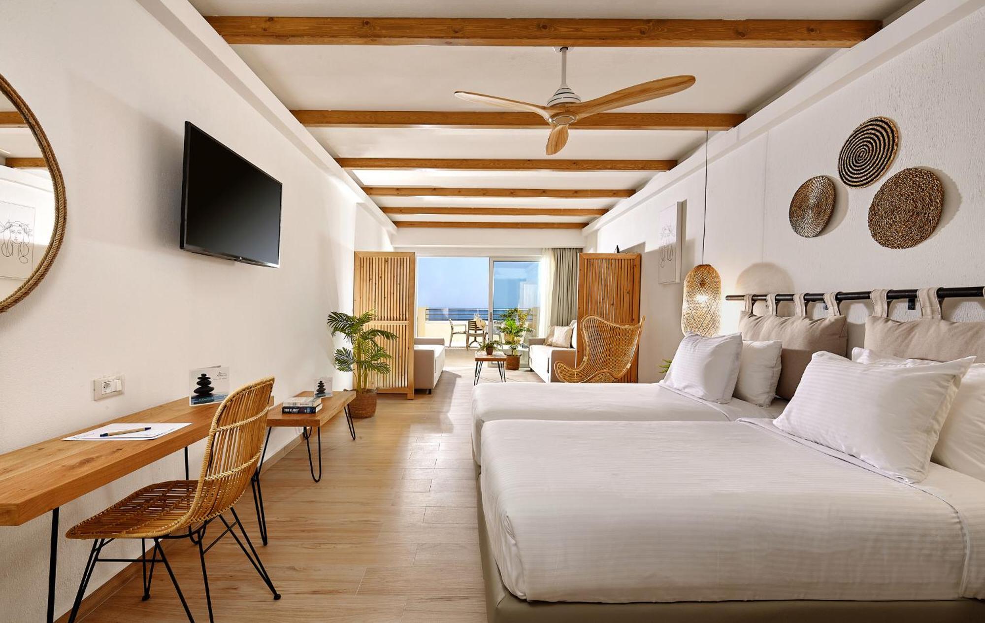 Superior Family Room Sea View