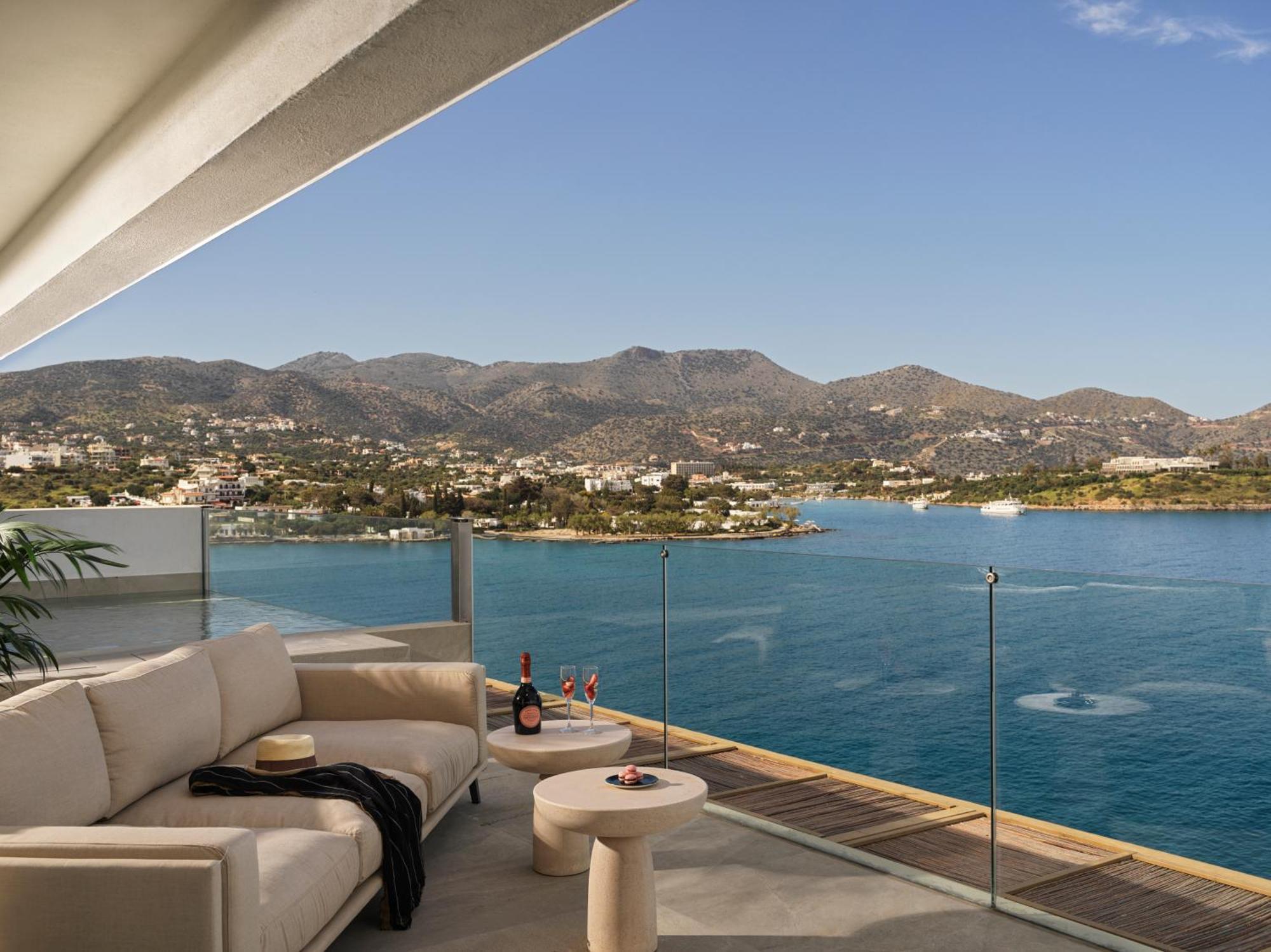 Suite Premier avec Piscine Privée - Vue sur Mer